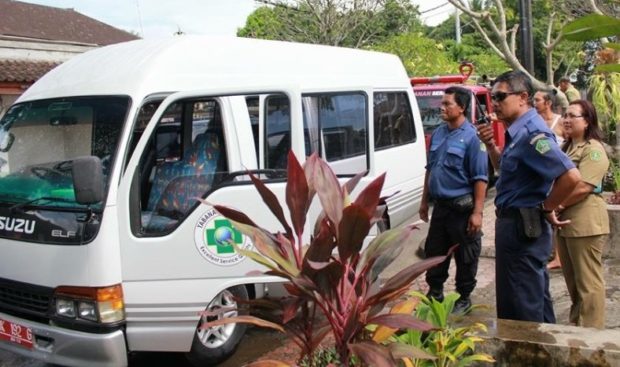 Dibawa Melayat, Mobil RSUD Tabanan Terbakar