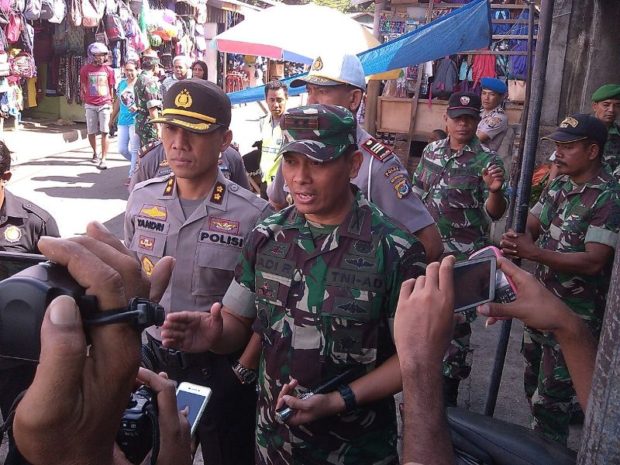 Pemda Flotim Pasif, Dandim 1624 dan Kapolres Flotim Giat Pantau Harga Pasar