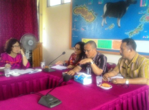 Sebaiknya Sapi Naik Kapal Pakai Tiket