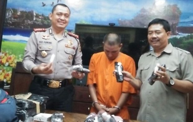 Awas…, Dodol Berisi Sabu