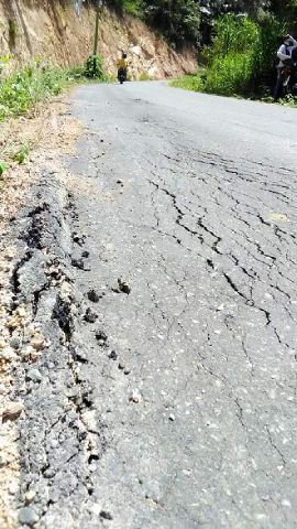 Kejati NTT Diminta Lidik Proyek Jalan Nangaba-Pemo