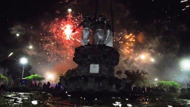 Sekitar 10.000 Warga Denpasar Rayakan Tahun Baru di Nol Kilometer