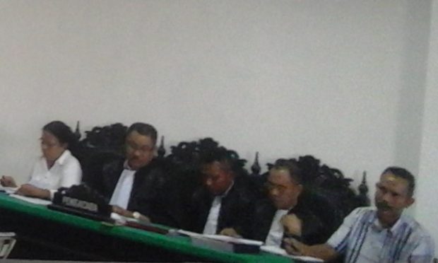 Korupsi Alkes SBD, Dua Terdakwa Dituntut 4,6 Penjara