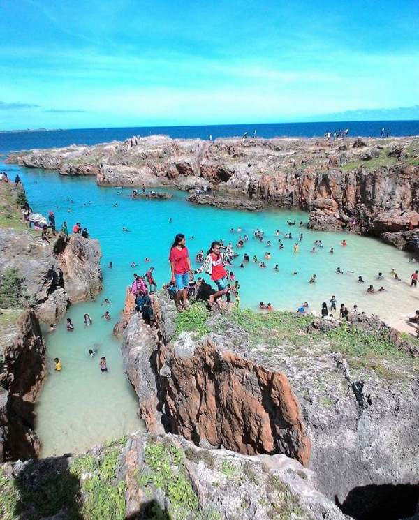 Menjemput Pagi di Pantai Tolanamon Ujung Selatan Timor