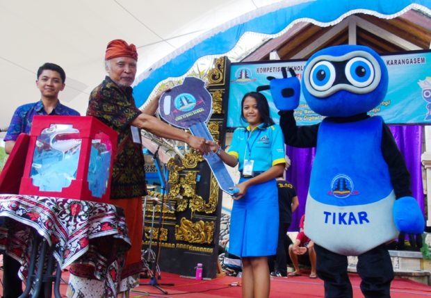 Kadek Juni Antari Raih Sepeda Motor