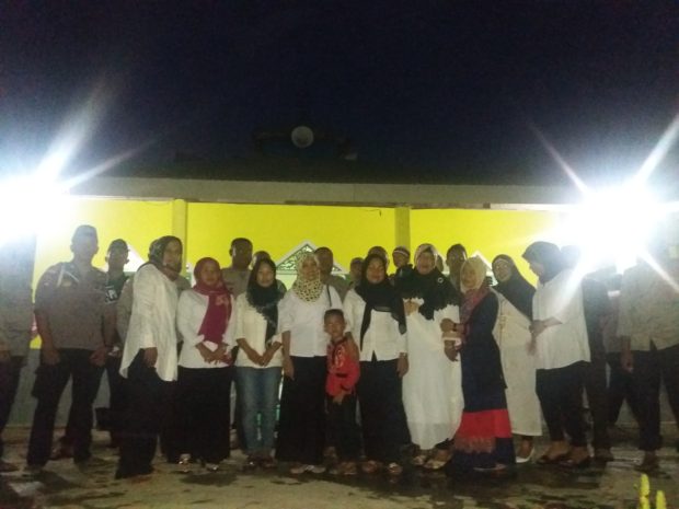 Safari Ramadahan – Anggota Brimob Subden 3 Sumba Timur Kunjungi Mesjid Pinduhapi