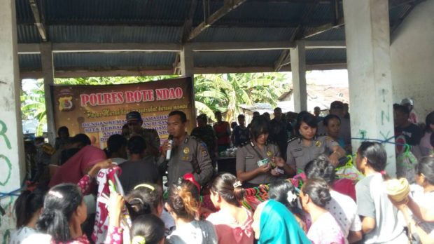 Giat Amal Polres Rote Ndao – Dari Masyarakat Kurang Mampu Hingga Tempat Ibadah