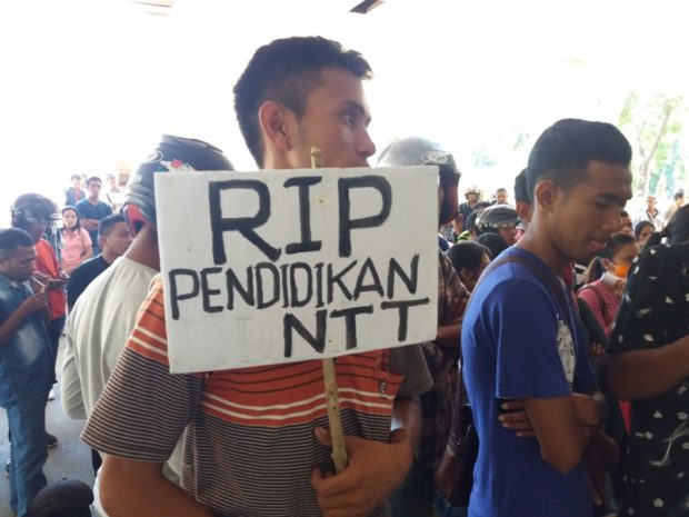Izin Operasional Universitas PGRI Dicabut, Mahasiswa Duduki DPRD NTT