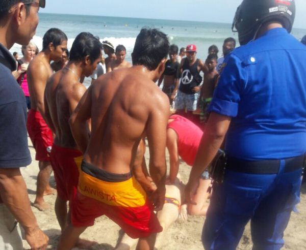 Dua Turis China Snorkling Terseret Arus, Satu Orang Tewas