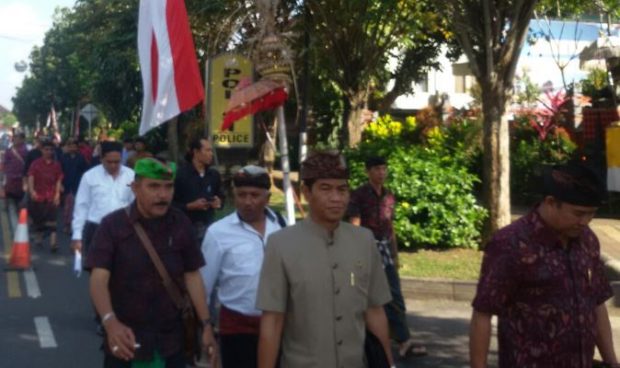 Lengkapi Data, Pelapor Kasus Ulun Danu Beratan Datangi Mapolres Tabanan