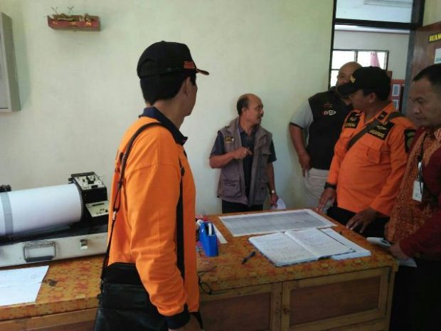 Status Gunung Agung Waspada, Basarnas Siap Siaga