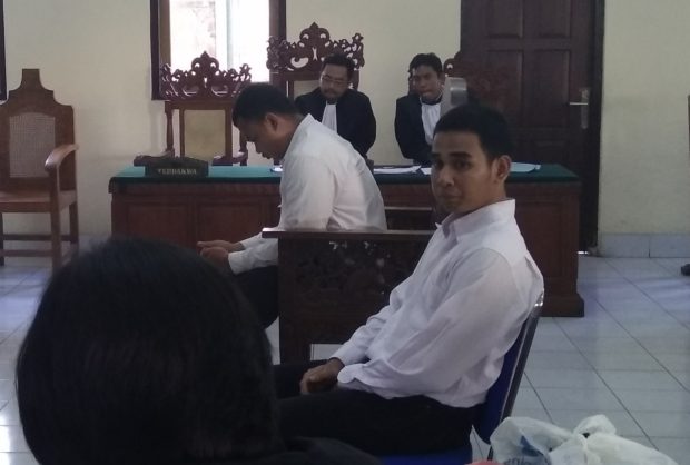 Sidang Pembunuhan Anggota TNI : Diperiksa, Kedua Terdakwa Cari Selamat