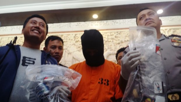 Terlilit Hutang, Astawa Bunuh Pasutri Jepang