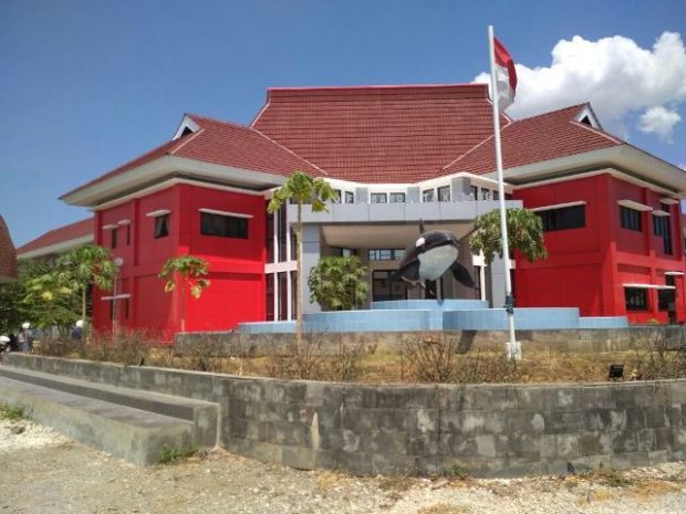 Puluhan Siswa Flobamora Muntah-muntah Usai Makan, Keracunan?