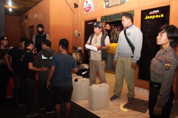 Petugas Intel Polda Bali Dibacok, Warung Miras Langsung Dirazia