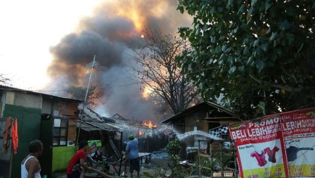 Akibat Konsleting Listrik, Kampung Pemulung Dihuni 80 KK Ludes Terbakar