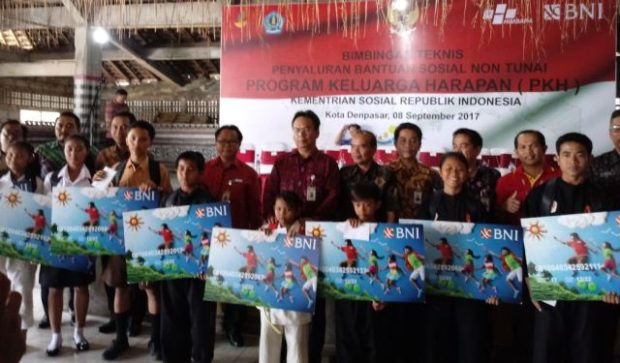Kemensos Gelontor Rp 5,82 Miliar Bansos PKH Kepada 3.082 KK Miskin di Denpasar