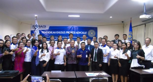 Advokat Diminta Punya Integritas Moral – 34 Calon Advokat Ikut PKPA
