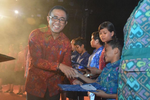 Puncak HUT Kota Denpasar-Prestasi Bidang Pendidikan Wujud Implementasi Kebahagiaan Masyarakat