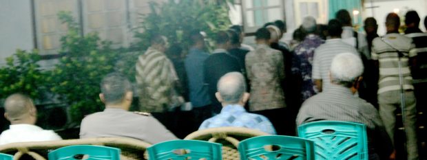 Menuju Puncak Semana Santa Larantuka, Petugas Prosesi Tuan Ma dan Tuan Ana Menyatukan Hati