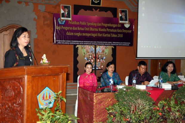 Pemkot Denpasar Gelar Pelatihan Public Speaking Sasar DWP