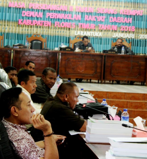 Dana BOS dan Kesra Guru ‘Terkunci’, DPRD Flotim Pun Resah