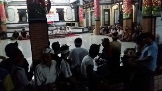 Giliran Desa Sastra Bulatkan Tekad Menangkan BAGIA dan Koster-Ace