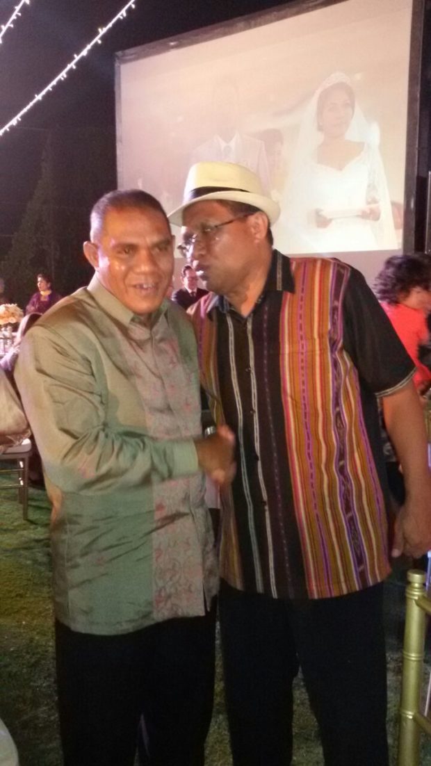Perjuangan Seli Tupen “Menangkap” Sinyal Telkomsel di Kampung Halamannya