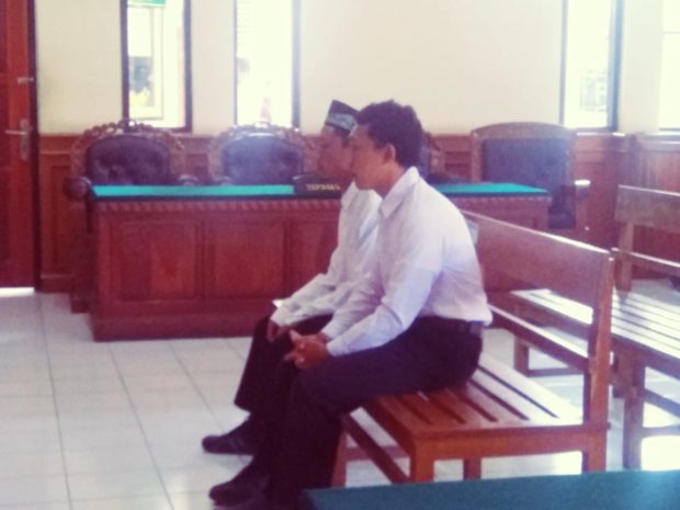 Akses CCTV Tanpa Izin Pemilik, Dua Terdakwa dituntut 10 Bulan Penjara