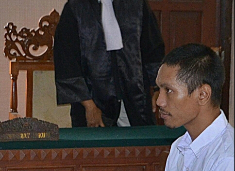 Bakar Rumah Ibu Kandung, Setiawan Dituntut Dua Tahun Penjara