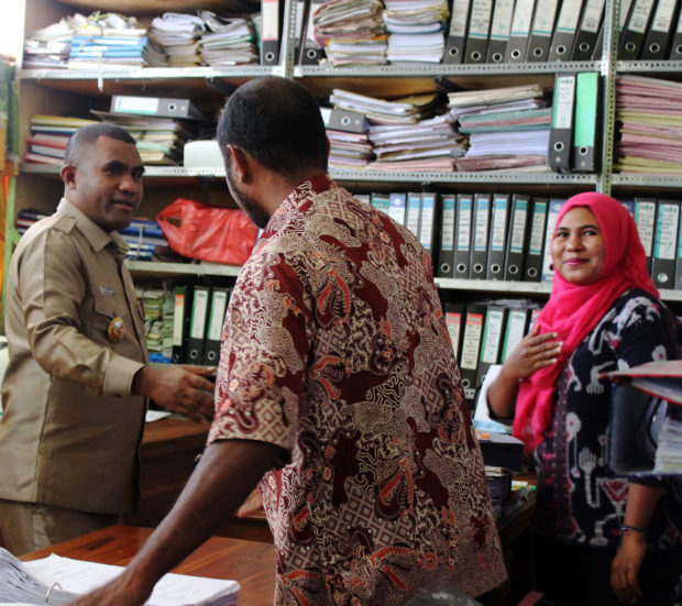 Litani Derita Dinkes Flotim: Dari Ruangan Sesak Hingga Obat Kadaluarsa yang Kian Membukit
