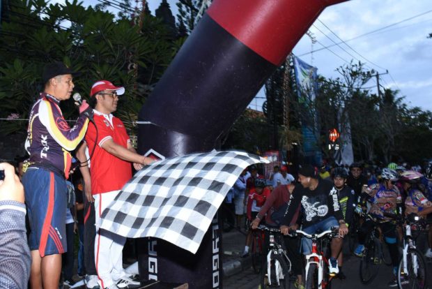 Wakil Walikota Jaya Negara Lepas Smansa Fun Bike 2018