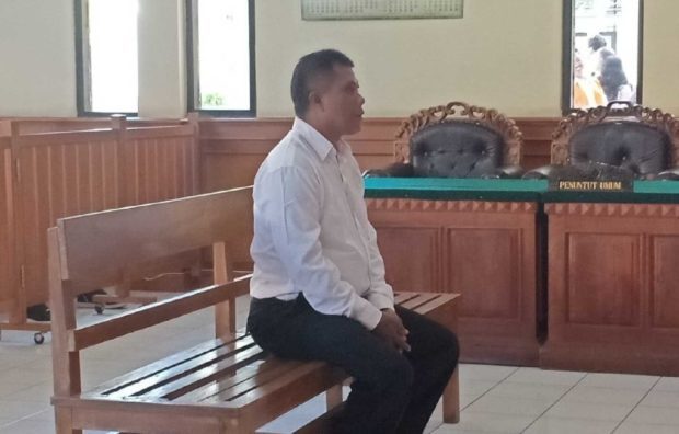Ditangkap Bawa Sajam ke Kafe, Pria Ini Dipenjara 6 Bulan