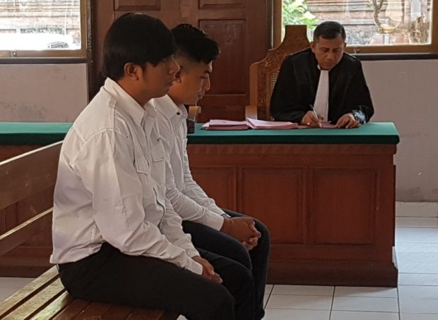 Ditangkap Usai Beli Sabu, Dua Pemuda Ini Divonis Ringan