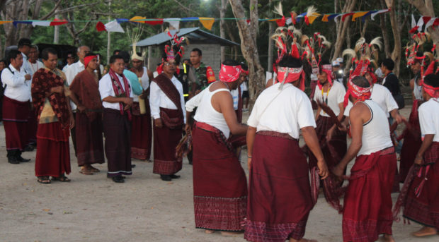 Tiga Sanggar Budaya Solor Barat Ramaikan Gerakan Promosi Obyek Wisata Pantai Riangsunge