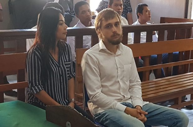 Terima Kiriman Biji Ganja dari Spanyol, Bule Ini Hanya Dituntut 1,5 Tahun Penjara