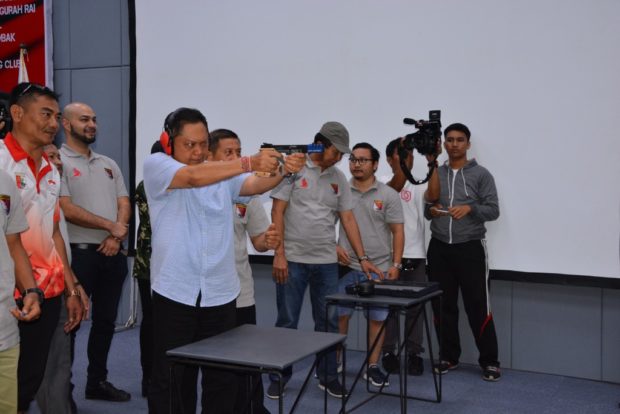 Rai Mantra Buka Kerjuaraan Menembak Bali Championship 2018