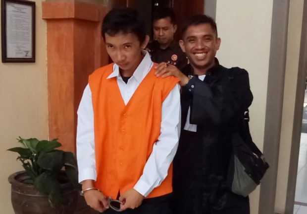 Ketangkap Bawa Tembakau Gorila, Pria Asal Palembang Divonis 1,5 Tahun