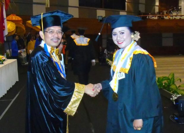 Wisuda XXIV STIKOM Bali Hasilkan 333 Sarjana Komputer dan Ahli Madya Komputer