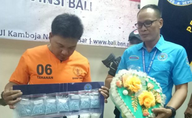 BNN Bali Gagalkan Penyelundupan 992 Butir Ekstasi dan 300,27 Gram Sabu