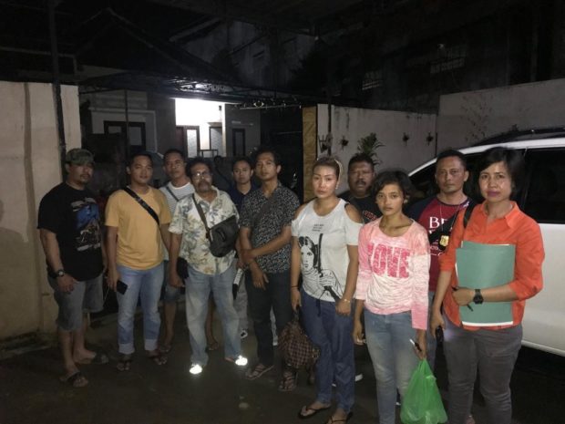 Ditangkap, Penganiaya PRT Digiring ke Polda Bali