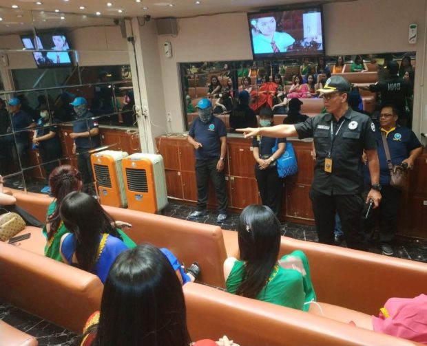 Razia THM, Manager Karaoke Karena Positif Sabu Diamankan Petugas Gabungan