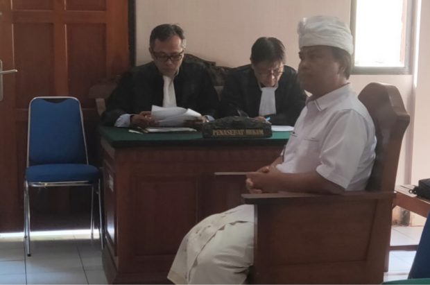 Alit Wiraputra Sebut Dakwaan Jaksa Cacat Formal