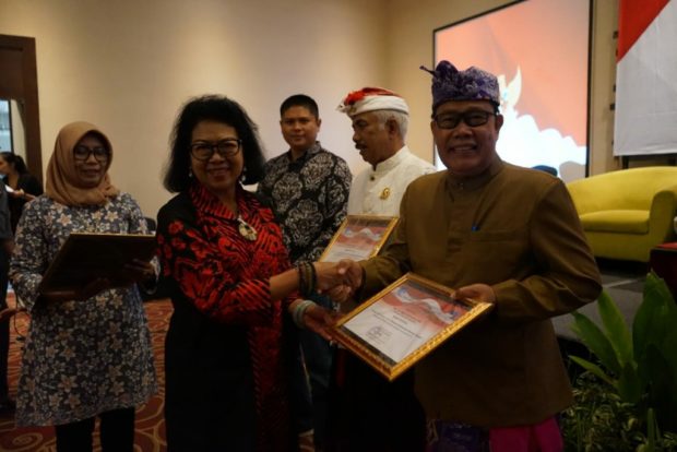 Hadiri Dialog Publik RRI Denpasar, Rai Iswara Ajak Perkuat Karakter Dalam Bingkai Budaya
