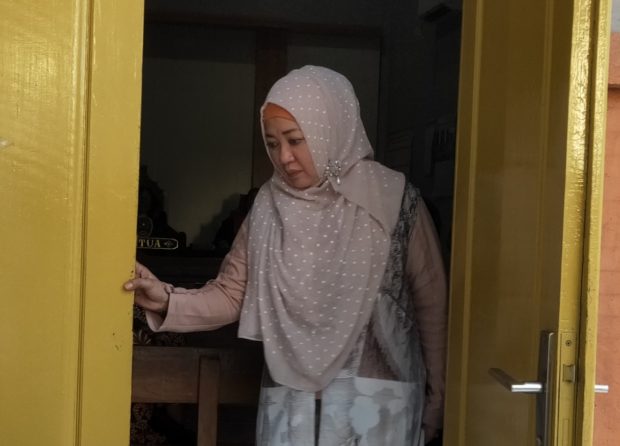 Terjerat Kasus Pemalsuan Surat, Wanita Pemilik Toko Emas Diadili