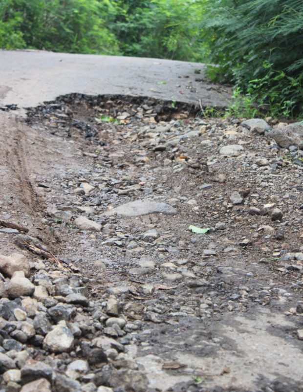 2019, Ruas Jalan Lingkar Ile Mandiri Beres , Di Solor : 293,85 Km Jalan Rusak Berat