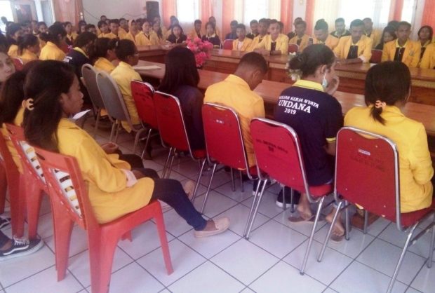 188 Mahasiswa Undana KKN di Flores Timur