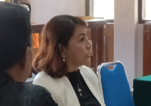Sebut Orang Pelacur di FB, IRT Asal Makassar di Tuntut 1,5 Tahun Penjara
