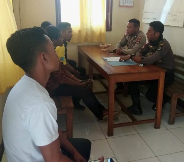 Tak Tepati Janji, Warga Desa Boru Laporkan Kasus Pinjam Pakai Uang Desa ke Polsek Wulanggitang