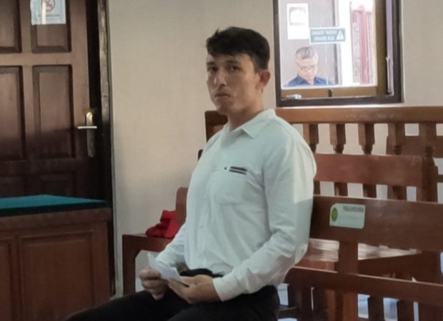 Impor Psikotropika, Wisatawan Asal Taiwan Dituntut Setahun